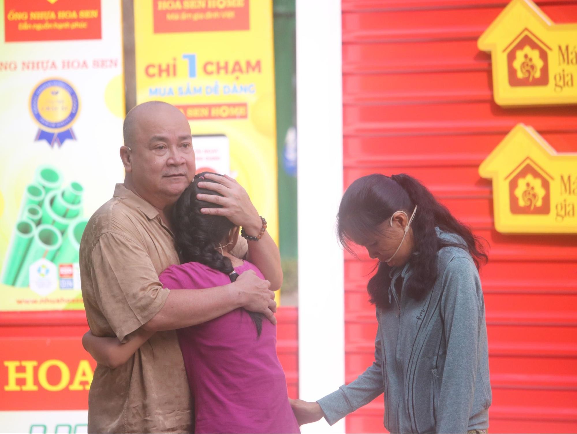 Xót xa hoàn cảnh mẹ ung thư giai đoạn cuối nuôi hai con nhỏ trong "Mái ấm gia đình Việt" - Ongkinh