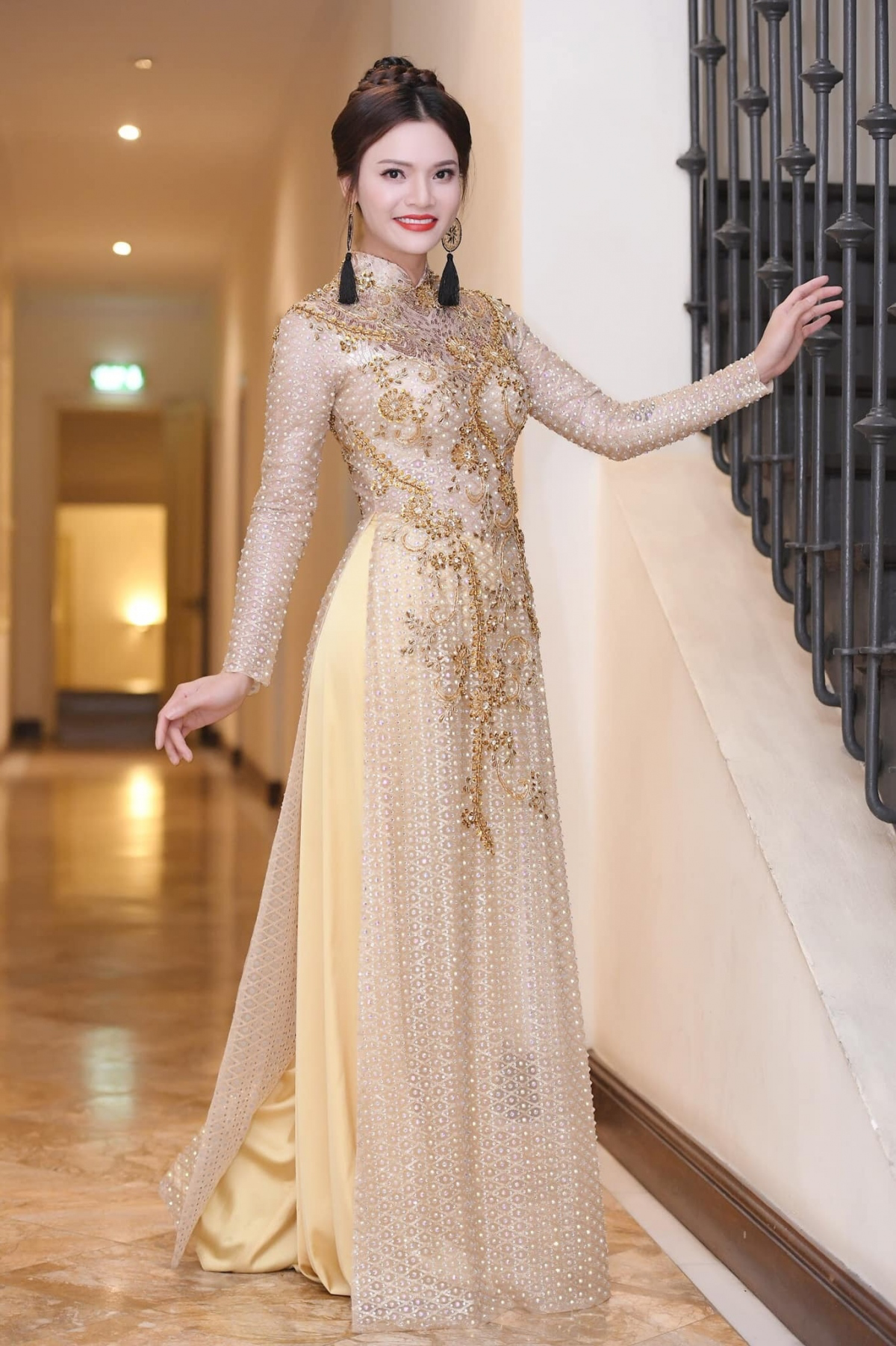 Nghệ An tự hào có ba giọng ca vàng, trong đó một người đạt danh hiệu NSND khi còn rất trẻ (42 tuổi) - ongkinh