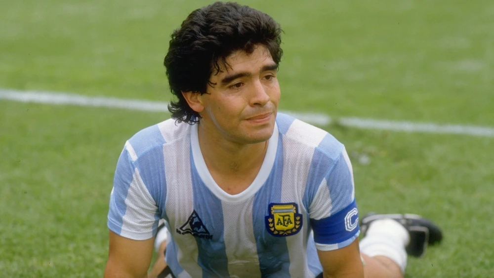 Thẩm phán vụ Maradona tử vong bị loại khỏi phiên tòa vì đóng phim tài liệu-ongkinh