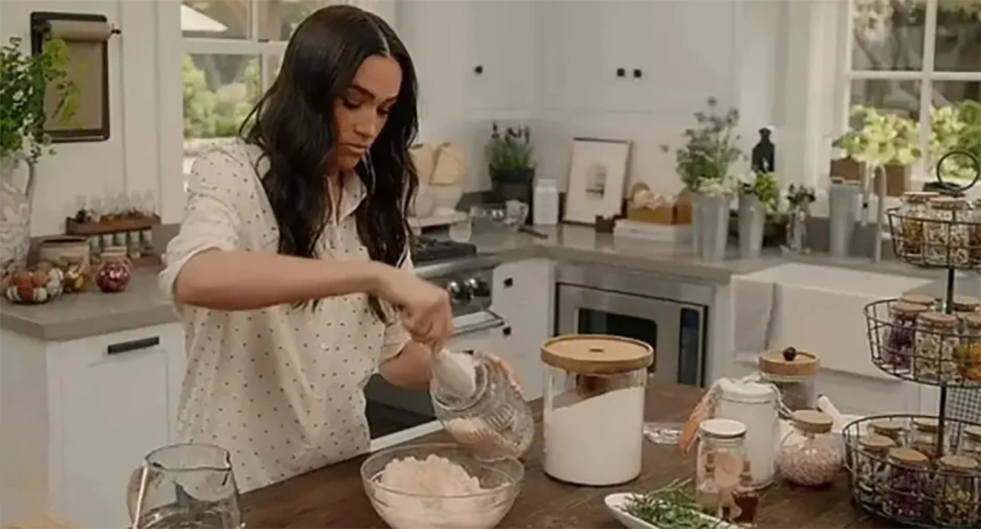 Fan yêu cầu Meghan Markle bồi thường 10 triệu USD, dọa đưa vụ việc ra tòa - Ongkinh