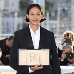 Từ một diễn viên không chuyên, Nadia Melliti vụt sáng thành ngôi sao triển vọng của Cannes 2025 - Ongkinh