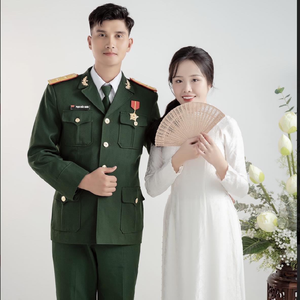 Cái bắt tay 'để đời': Chàng trai Việt và cuộc gặp gỡ Tổng thống Nga - ongkinh