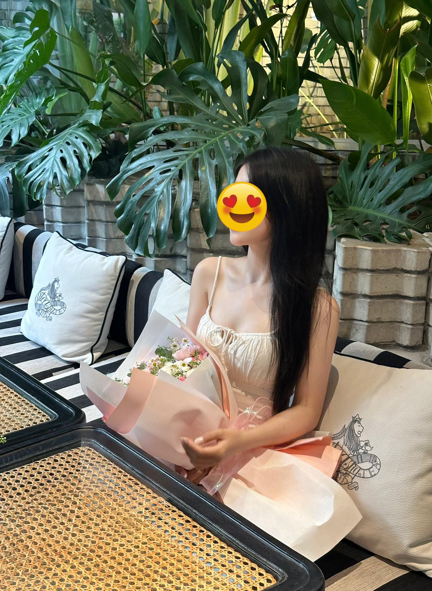 Lê Tuấn Khang vướng nghi vấn hẹn hò với hot girl xinh đẹp? - On gkinh