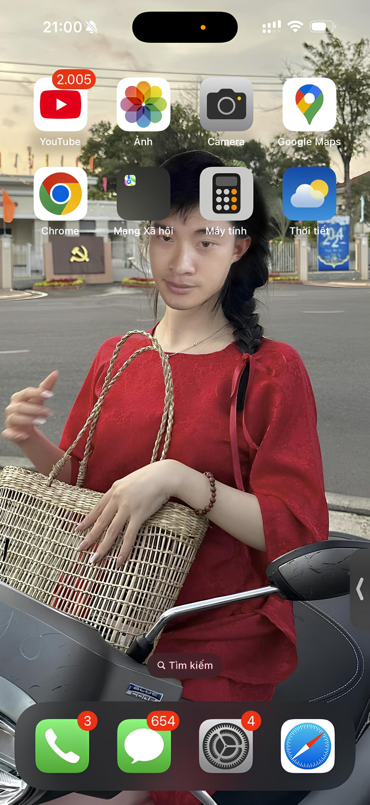 Lê Tuấn Khang vướng nghi vấn hẹn hò với hot girl xinh đẹp? - On gkinh