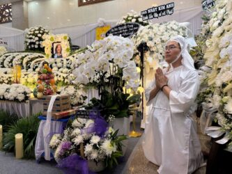 MC Đại Nghĩa viết tâm thư đẫm nước mắt sau khi mẹ qua đời, khán giả xót thương - Ongkinh