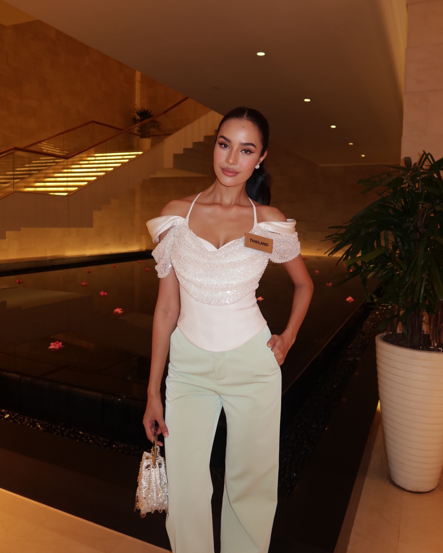 Miss World: "Drama" nảy lửa! Đối thủ Ý Nhi bị tố ưu ái, dân mạng dậy sóng - Ống kính