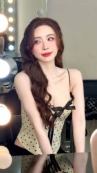 Quỳnh Nga tuổi 36: Phản ứng thái quá với chuyện làm đẹp của phụ nữ là điều khó hiểu - Ống kính