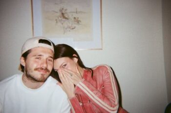 Giữa tâm bão gia đình, con trai Beckham vẫn cháy hết mình bên nhà vợ và dàn sao - Ống kính