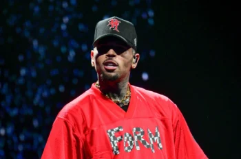 Chris Brown bị bắt tại Anh-ongkinh