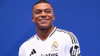 PSG yêu cầu Mbappe bồi thường gần 100 triệu euro-ongkinh