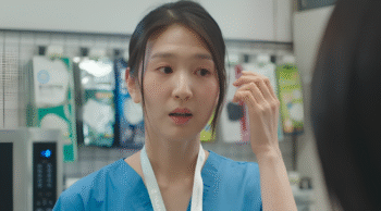 "Ác nữ" Myeong Eun Won (Kim Hye In) khuấy đảo vũ trụ "Hospital Playlist" - Ongkinh