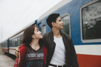 Thiều Bảo Trâm "tạm thắng" cuộc chiến Vpop ngày 8/5 - Ongkinh