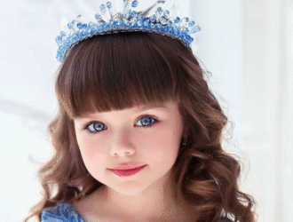 "Bé gái đẹp nhất thế giới" Anastasia Knyazeva giờ ra sao ở tuổi 14? - Ongkinh