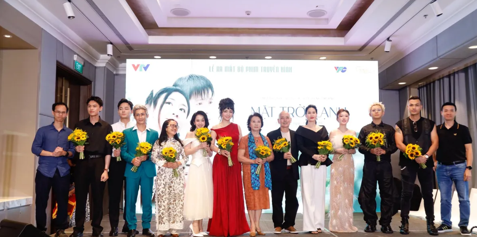 Phim "Em đẹp em có quyền": "Mổ xẻ" thế giới ảo, nạn deepfake - Ongkinh