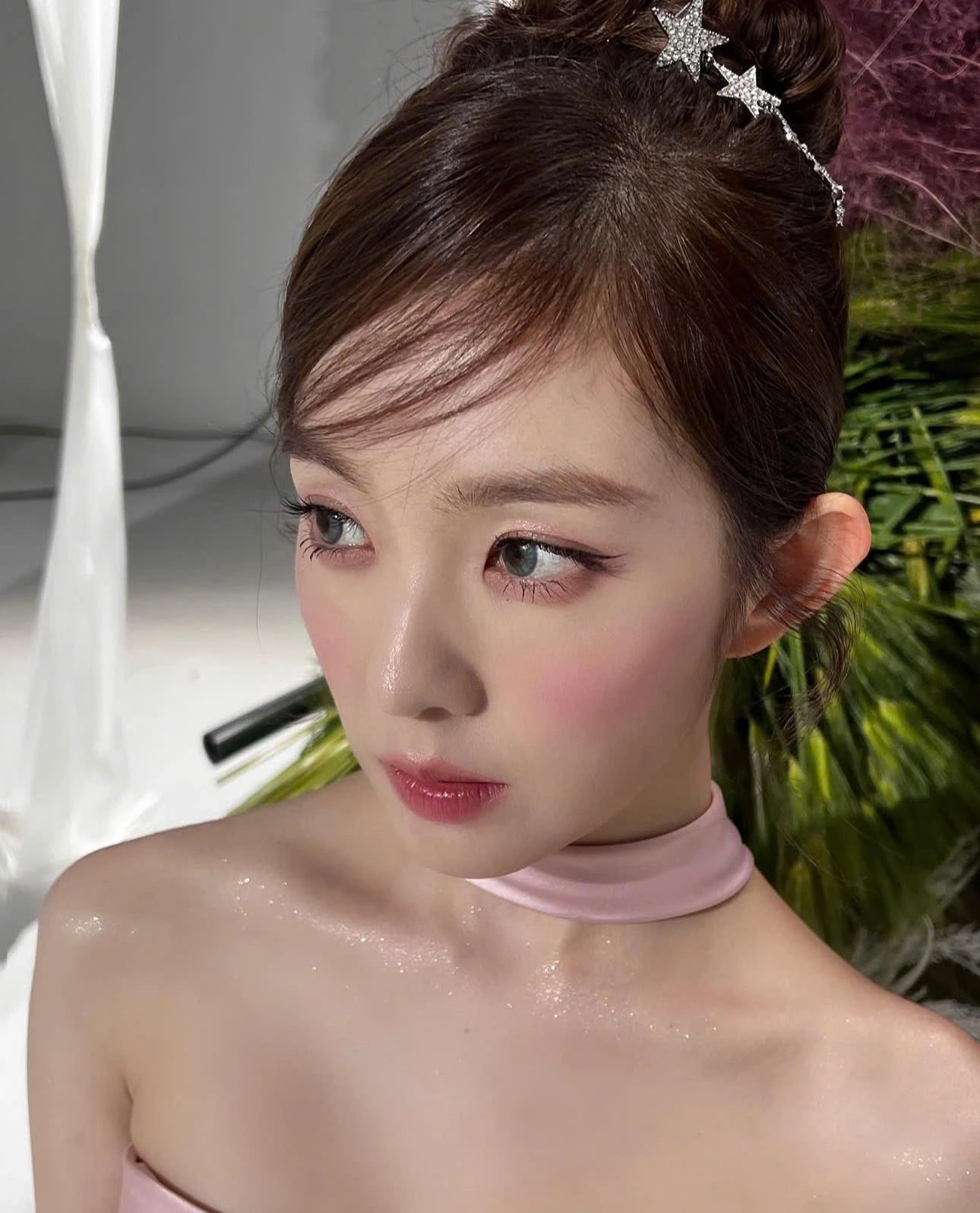 Chiêm ngưỡng dung mạo Irene ở cự ly gần: Đẹp cuốn hút mọi góc nhìn - Ongkinh