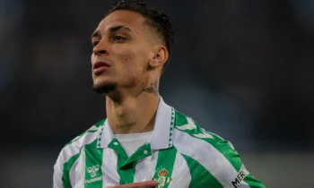 Real Betis quyết tâm giữ chân Antony-ongkinh