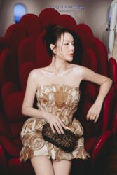 Vẻ quyến rũ của Lý Nhã Kỳ tại sự kiện triển lãm ấn tượng của Louis Vuitton - Ongkinh