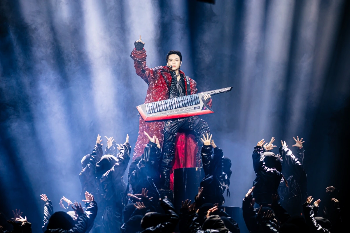 SOOBIN cùng bố mang hồn quê Bắc Bộ vào live concert qua tiếng đàn bầu mộc mạc - Ongkinh