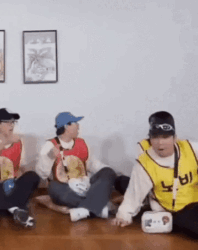 Sao nam Running Man gây tranh cãi dữ dội vì hành động với nữ diễn viên - Ống kính