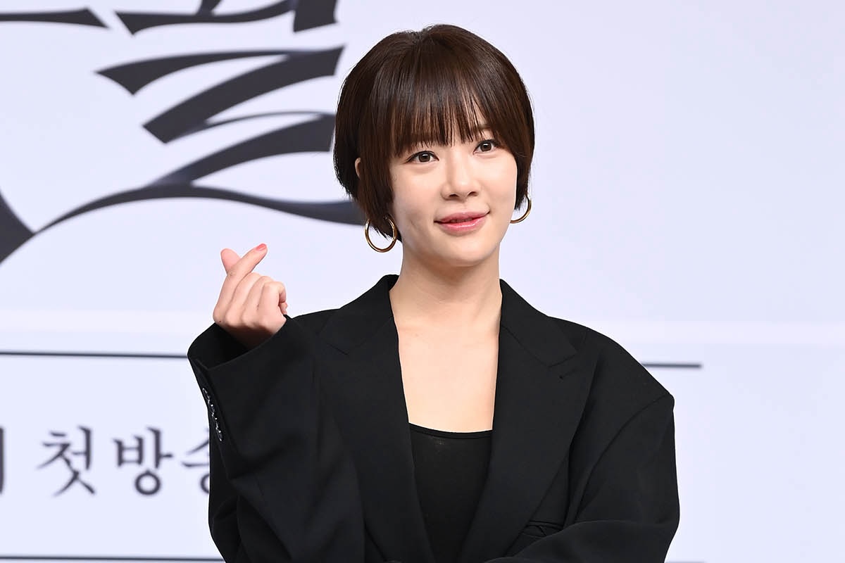 Hwang Jung Eum đối mặt với nghi án biển thủ 3 triệu USD - Ongkinh