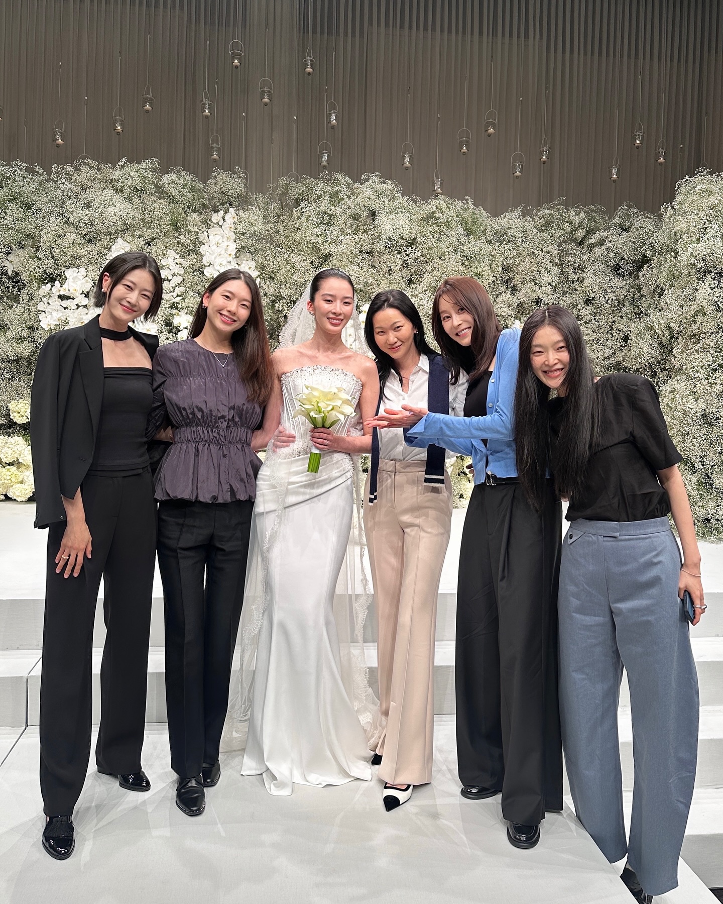 Hôn lễ xa hoa của người mẫu Irene và ông xã doanh nhân - Ongkinh