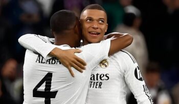 Mbappe 'gây choáng', cầu thủ Barca 'tâm phục khẩu phục' sau El Clasico - ongkinh