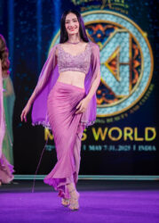 Ý Nhi tự tin sải bước trong phần thi Top Model tại Miss World - Ongkinh
