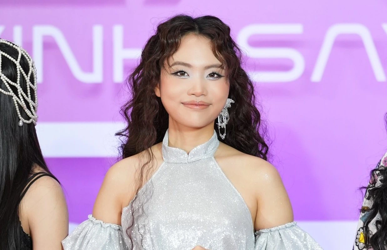 Phương Mỹ Chi và hành động bênh vực đàn chị đáng chú ý tại sự kiện "Em xinh say hi" - Ongkinh