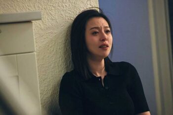 Hà Nội: Mẹ đơn thân "gục ngã" trước những hành vi khó hiểu của con trai tuổi thiếu niên - Ống kính