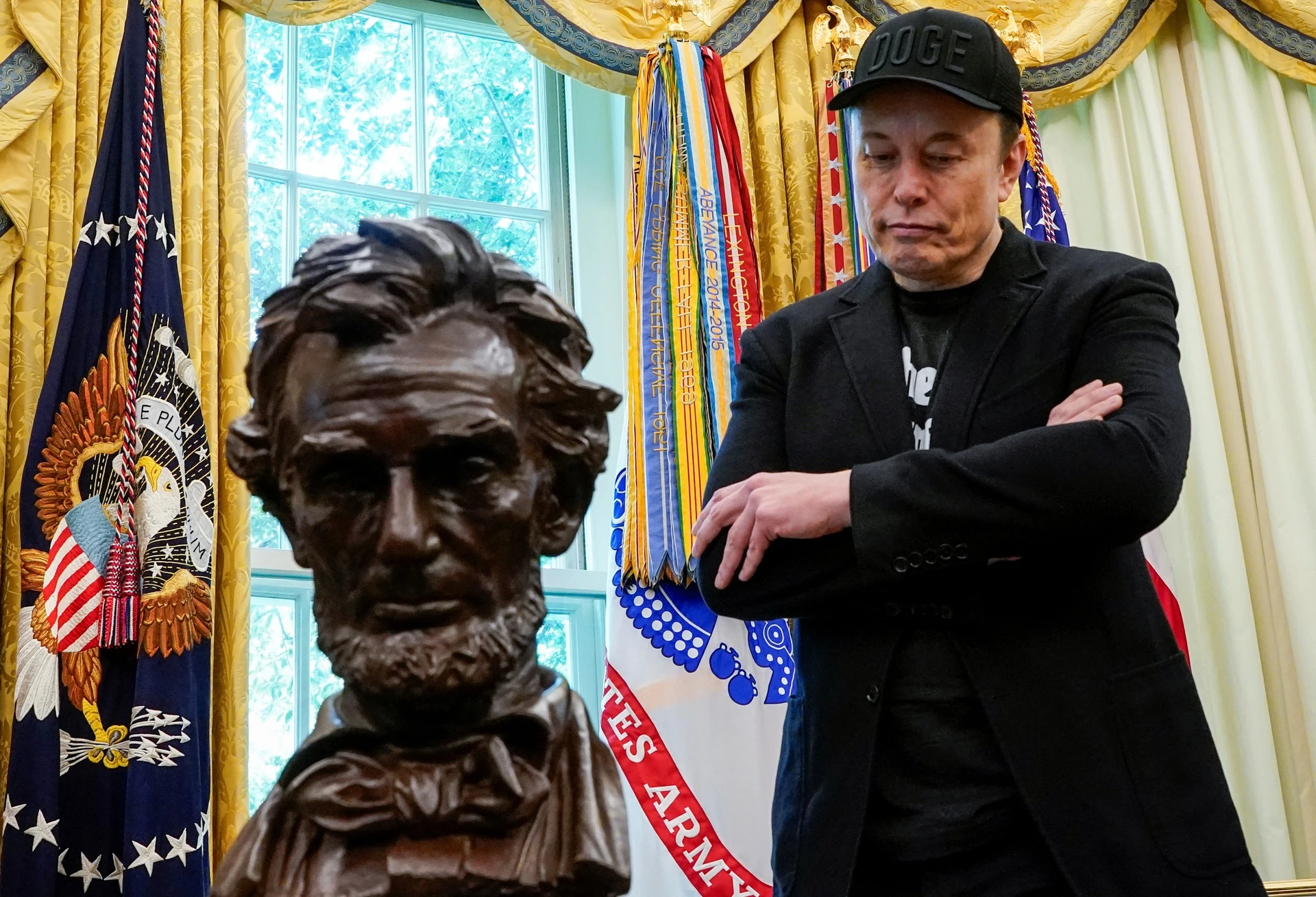 Elon Musk bất ngờ xin lỗi ông Trump sau "khẩu chiến" căng thẳng-ongkinh