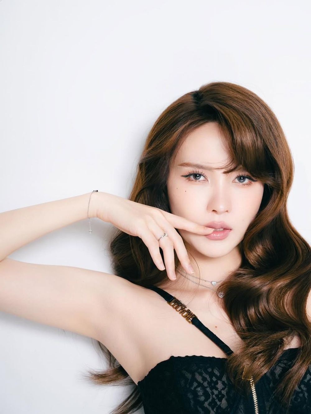Diện mạo cuốn hút của thiều bảo trâm sau khi vén mái - Ongkinh