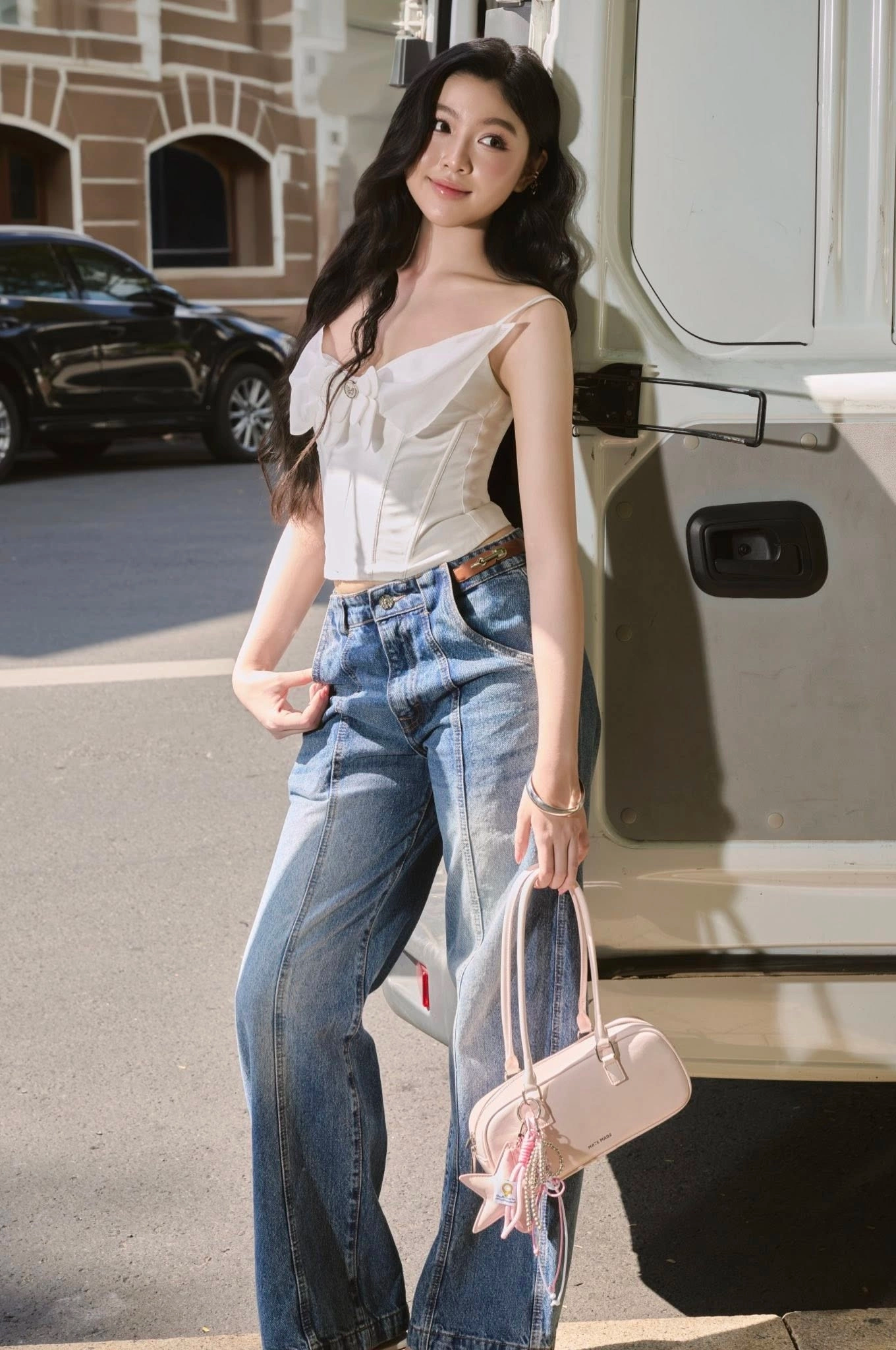 Lọ Lem: Nhan sắc thăng hạng và hành trình trưởng thành của một "rich kid" Gen Z - Ongkinh