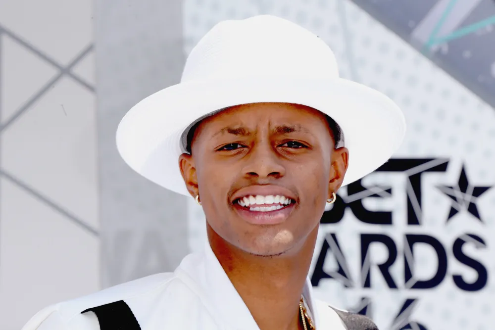 Rapper Silentó lãnh 30 năm tù vì bắn chết anh họ-ongkinh