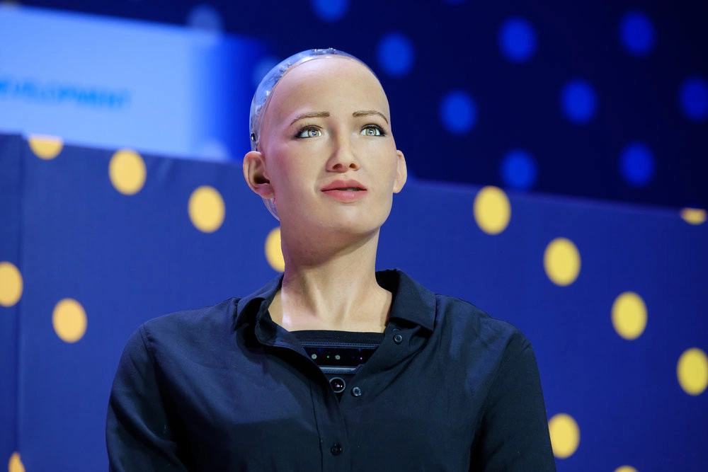 Robot Sophia: Từ tuyên bố "hủy diệt nhân loại" đến "đại sứ AI" - Ongkinh