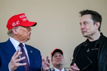 Elon Musk bất ngờ "xuống nước" với Donald Trump-ongkinh