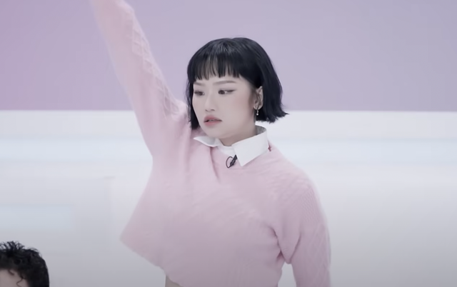 Cô gái "gây bão" tập 1 "Em Xinh Say Hi" đột ngột rời chương trình? - Ống kính