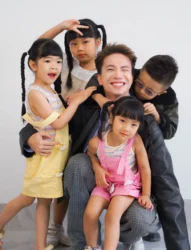 S.T Sơn Thạch thử sức với cuộc sống "bố bỉm" - Ongkinh
