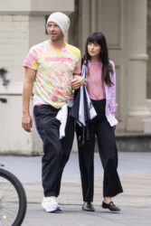 Sau 8 năm bên nhau, Dakota Johnson và bạn trai đã đường ai nấy đi - Ongkinh