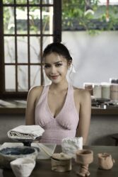 Hoa hậu Ngọc Châu chia sẻ sau biến cố mất mẹ - ongkinh