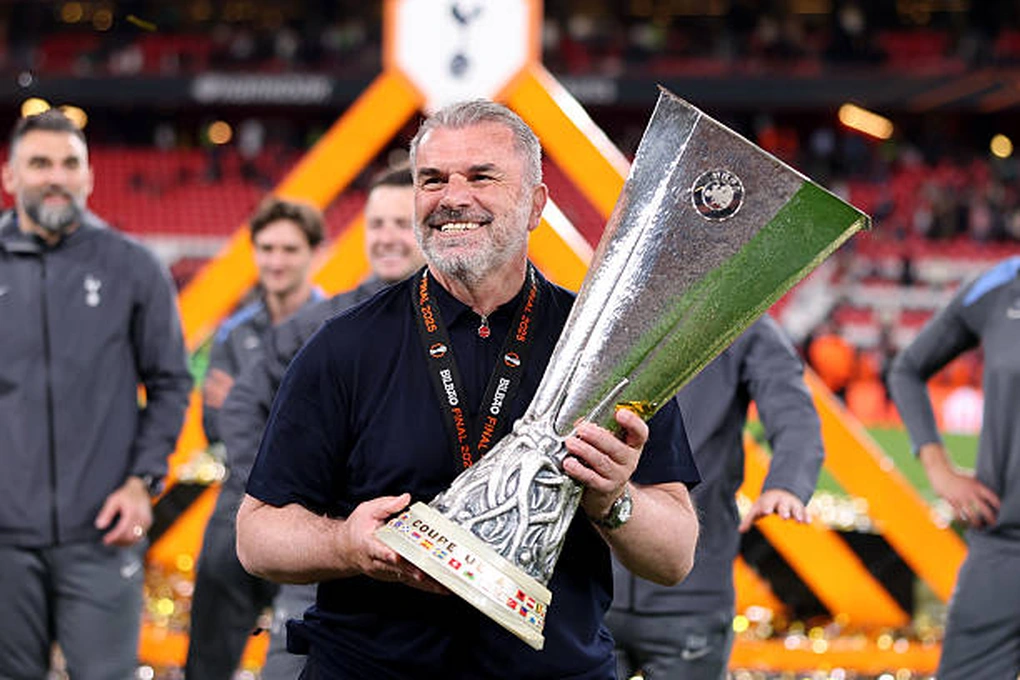 Vô địch Europa League, HLV Tottenham vẫn đối mặt nguy cơ bị sa thải - ongkinh