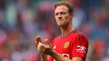Jonny Evans tiếp tục ở lại MU-ongkinh
