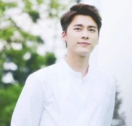Lý Dịch Phong bị đào lại bê bối mua dâm - Ongkinh
