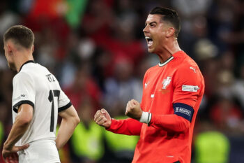 Ronaldo lập kỷ lục mới giúp Bồ Đào Nha giành vé tiến vào chung kết - Ongkinh