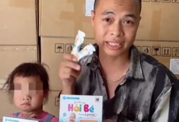 Video cho con uống "siro ăn ngon Hải Bé" bị dân mạng lên án gay gắt - Ongkinh