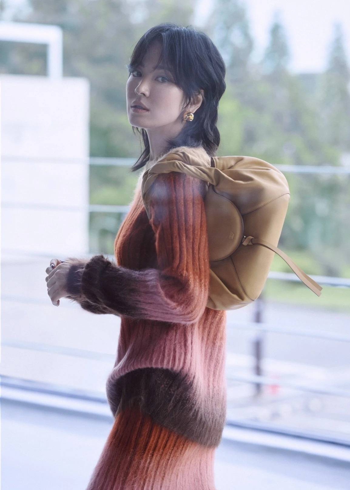 Song Hye Kyo "lột xác" với tóc wolfcut cá tính - Ongkinh