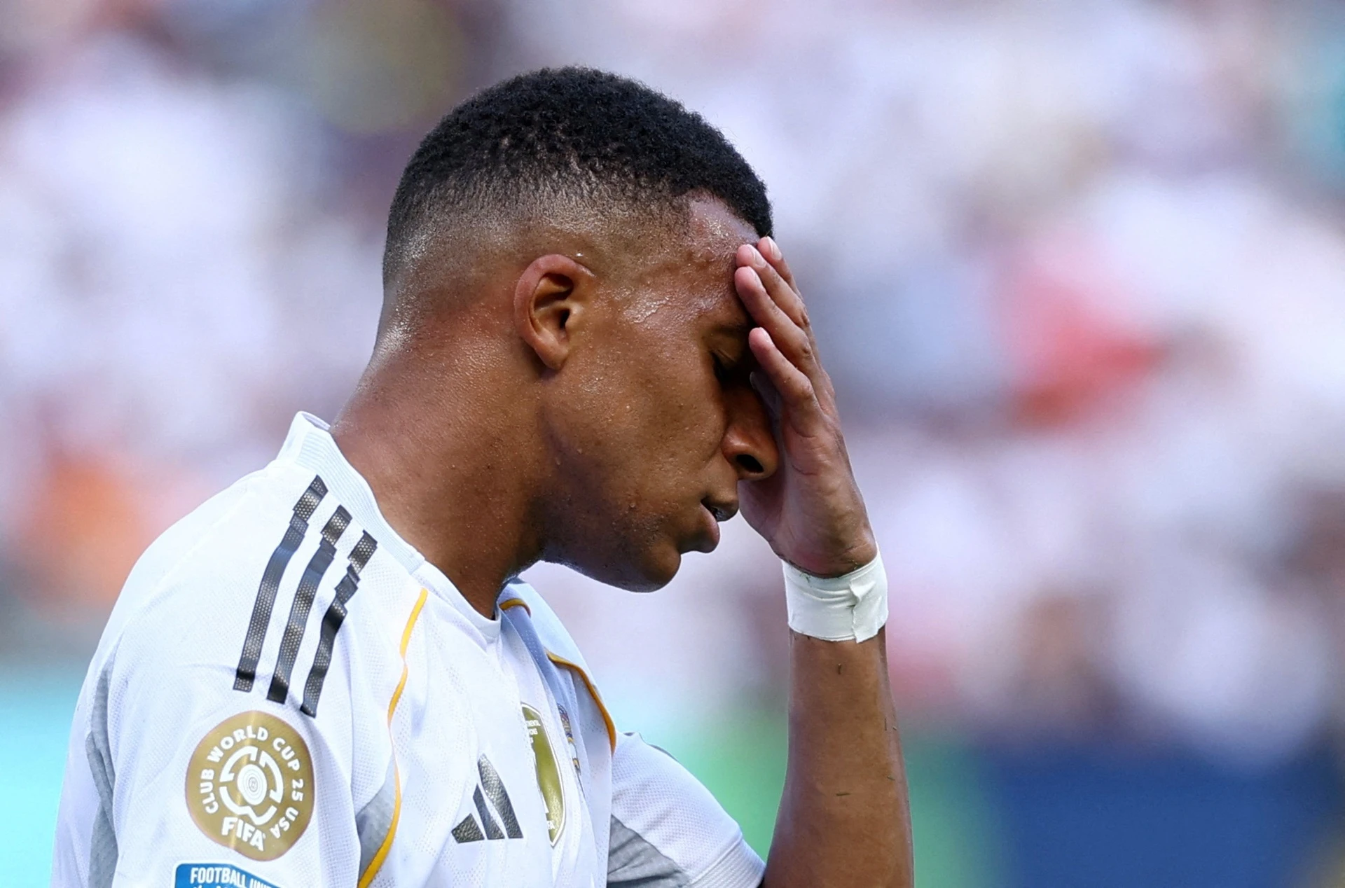 Cổ động viên PSG: "Chúng tôi vui vì Mbappe ra đi, Real Madrid đang đi vào vết xe đổ"-ongkinh