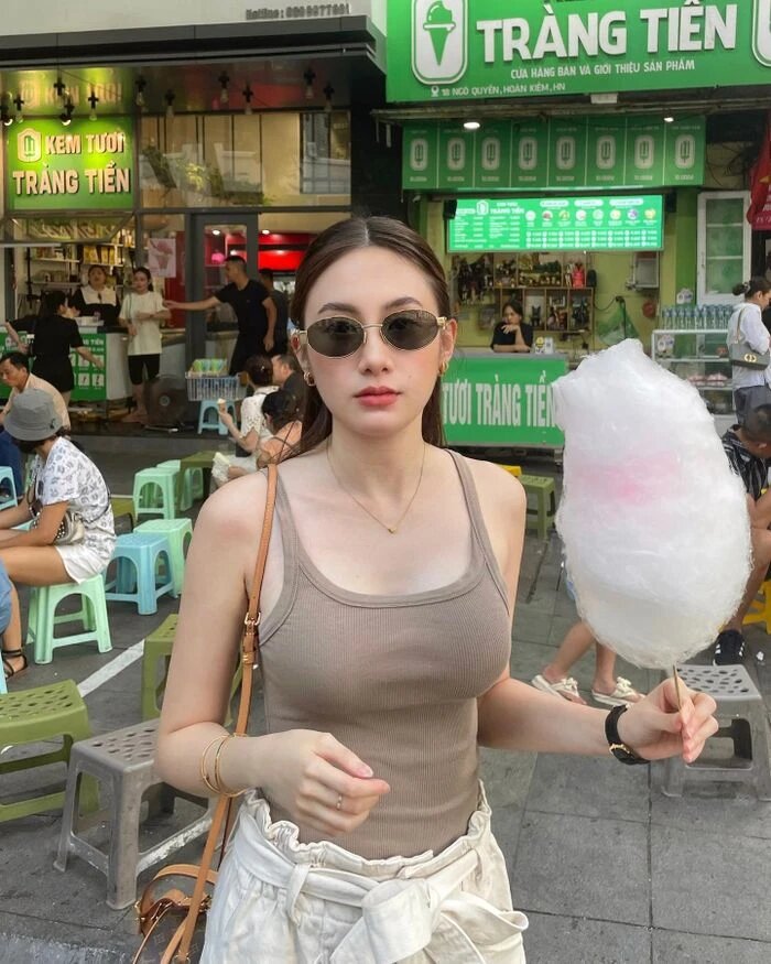 Ba hot girl Lào gốc Việt đình đám một thời: Cuộc sống hiện tại là gì?