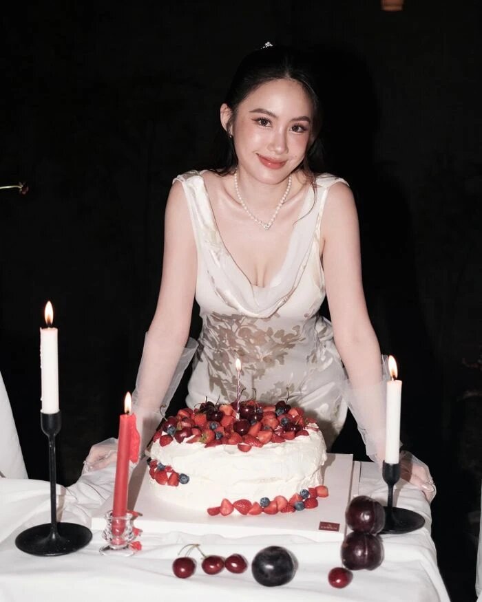 Ba hot girl Lào gốc Việt đình đám một thời: Cuộc sống hiện tại là gì?