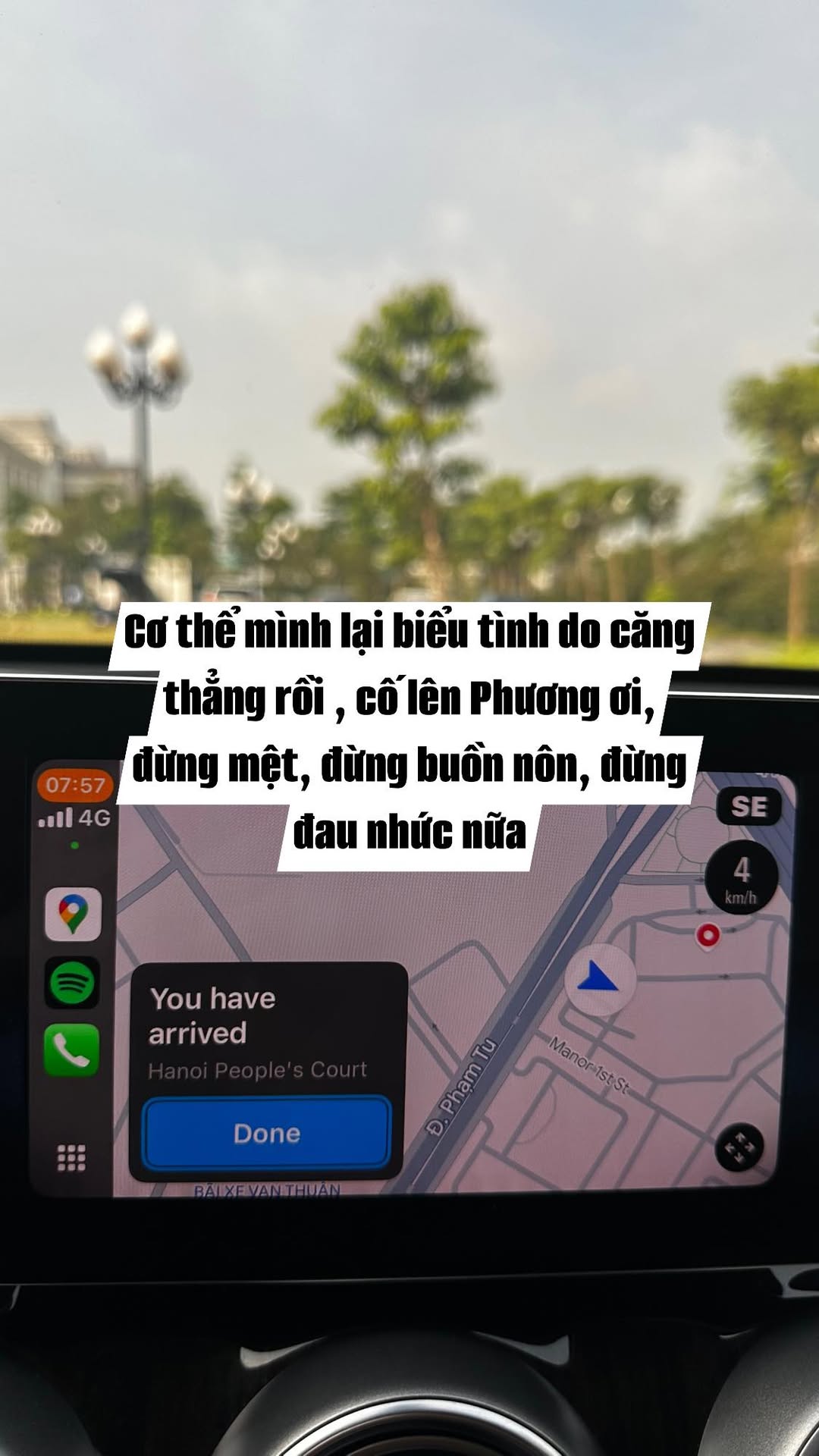 Lan Phương bị “tấn công”
