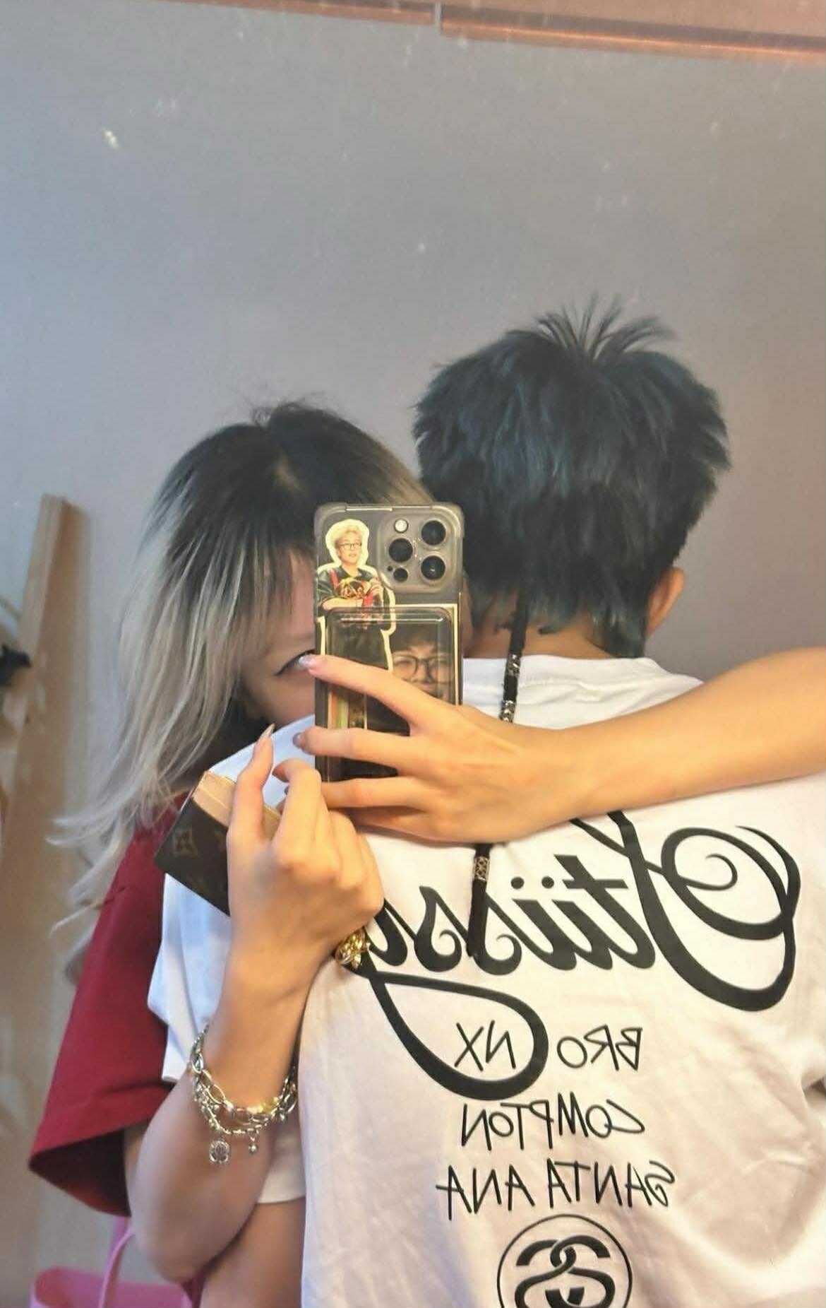 Dangrangto bị tố ngoại tình với fan girl